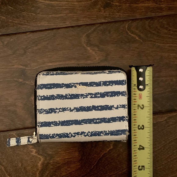 Scout Blue and White Striped Wallet - Picture 9 of 9